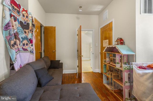 4014 MARKET ST, Philadelphia, PA 19104