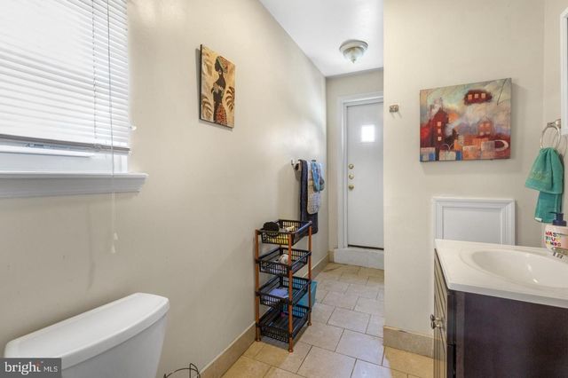 4014 MARKET ST, Philadelphia, PA 19104