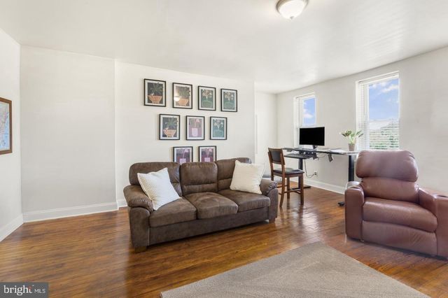 4014 MARKET ST, Philadelphia, PA 19104