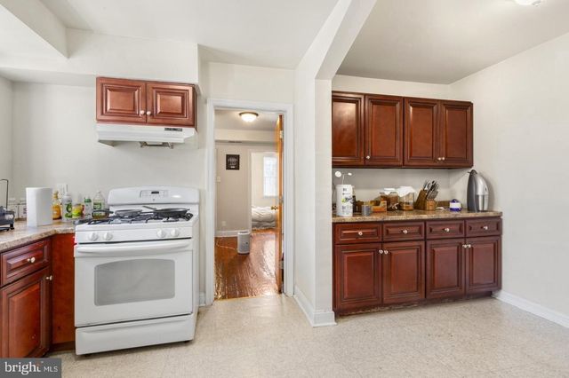 4014 MARKET ST, Philadelphia, PA 19104