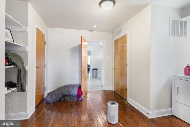 4014 MARKET ST, Philadelphia, PA 19104