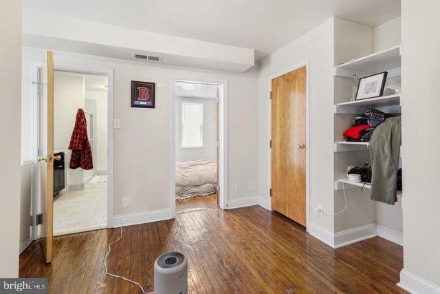 4014 MARKET ST, Philadelphia, PA 19104