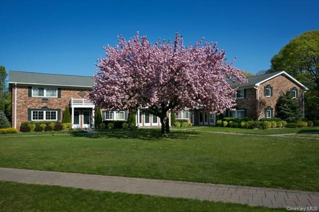 52 Horseblock Road 52-3B, Centereach, NY 11720