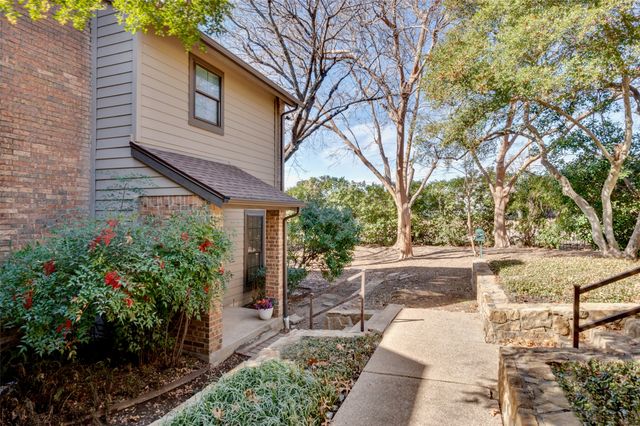 9910 Royal Lane 208, Dallas, TX 75231