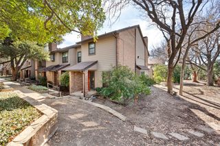 9910 Royal Lane 208, Dallas, TX 75231