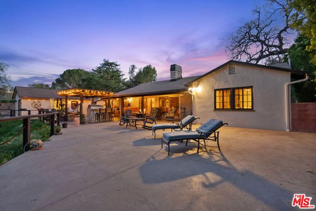 24316 Arcadia Street, Newhall (santa Clarita), CA 91321