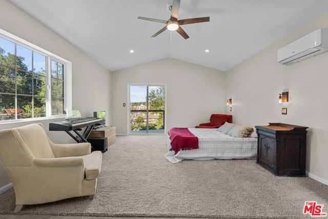 24316 Arcadia Street, Newhall (santa Clarita), CA 91321