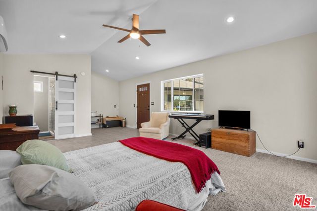 24316 Arcadia Street, Newhall (santa Clarita), CA 91321