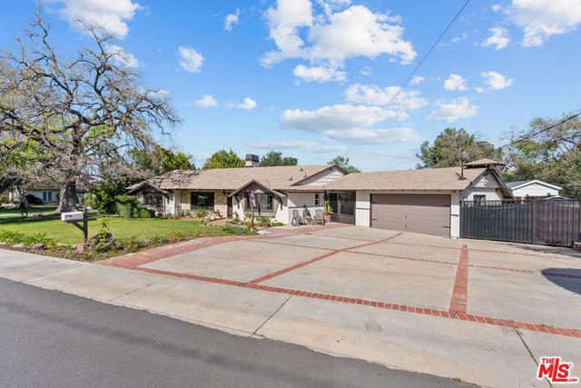 24316 Arcadia Street, Newhall (santa Clarita), CA 91321