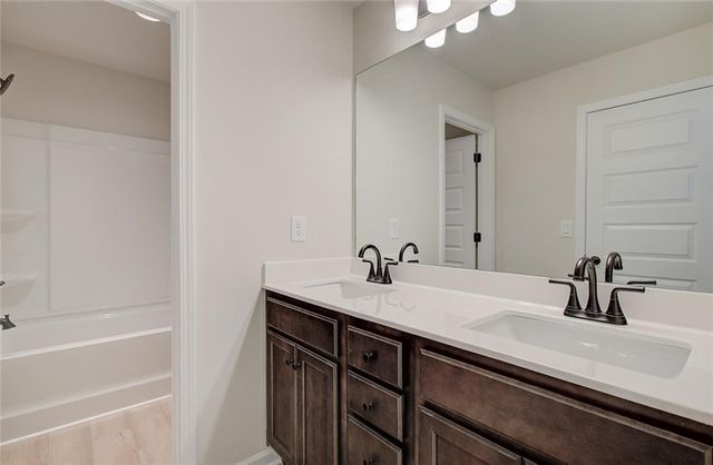 3729 Ivy Cottage Drive, Snellville, GA 30039