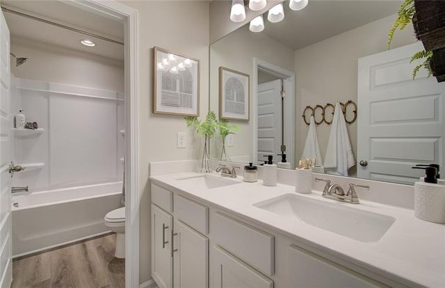 3729 Ivy Cottage Drive, Snellville, GA 30039