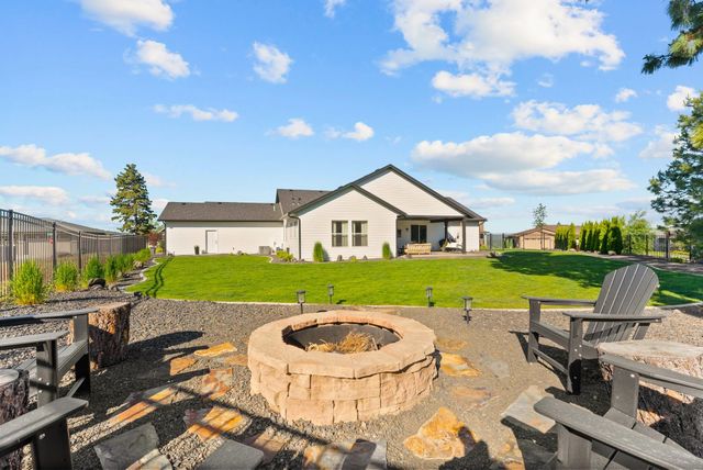 2539 S Man O War Ln, Spokane Valley, WA 99037