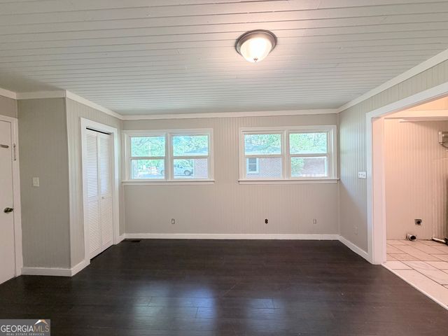 57 Cade Street, Hartwell, GA 30643