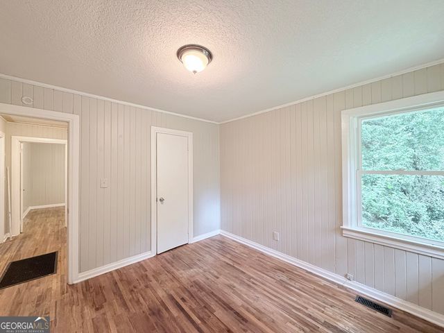 57 Cade Street, Hartwell, GA 30643