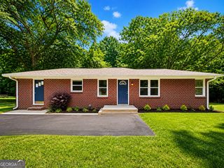 57 Cade Street, Hartwell, GA 30643