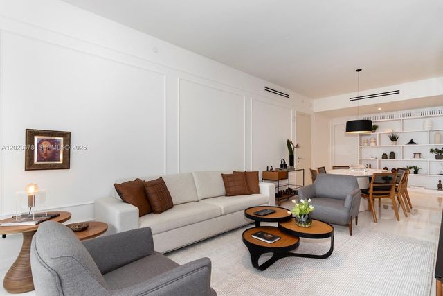 300 Biscayne Boulevard Way 802E, Miami, FL 33131