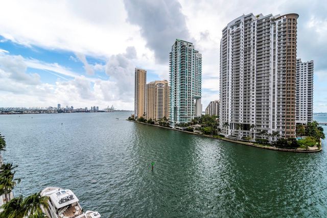 300 Biscayne Boulevard Way 802E, Miami, FL 33131