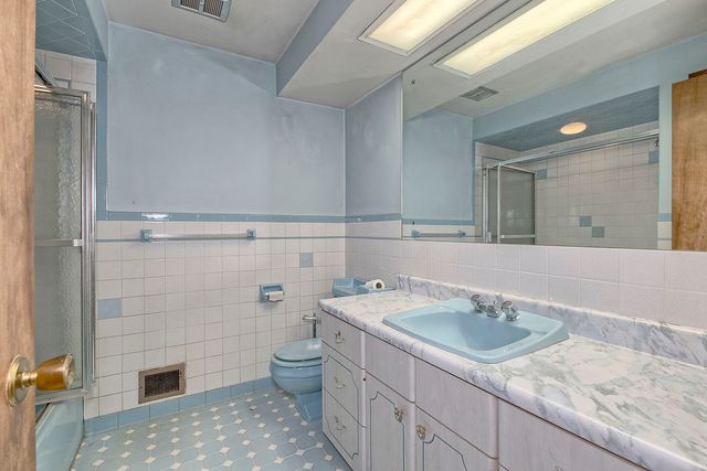 177 S Thompson Lane, Irwin, PA 15642