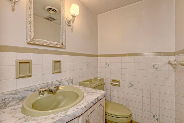 177 S Thompson Lane, Irwin, PA 15642