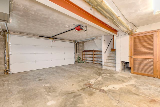 177 S Thompson Lane, Irwin, PA 15642