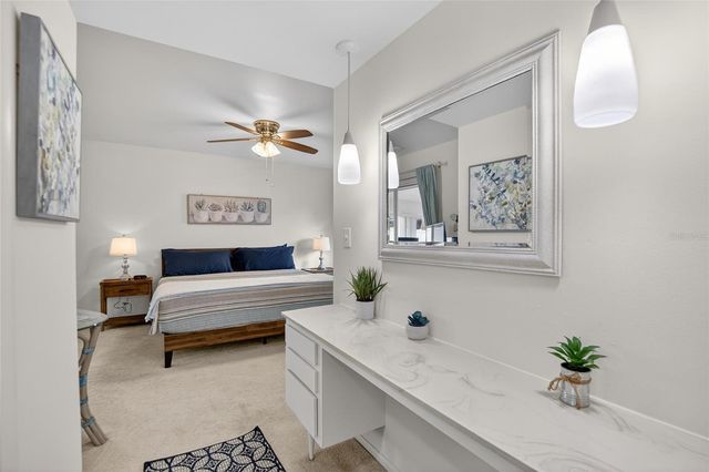 809 OAKMONT AVENUE, Sun City Center, FL 33573