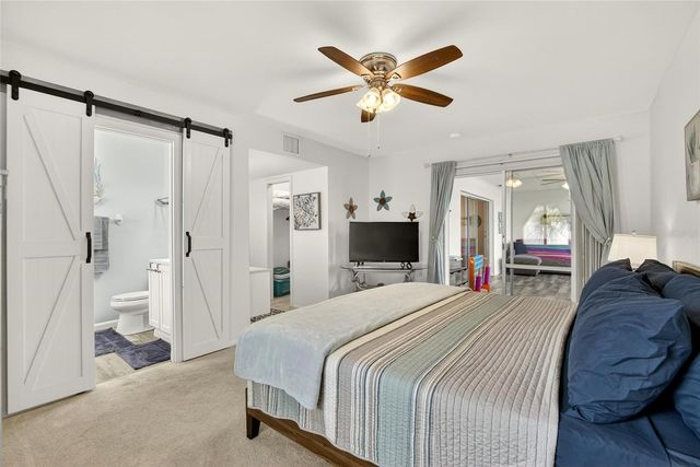 809 OAKMONT AVENUE, Sun City Center, FL 33573