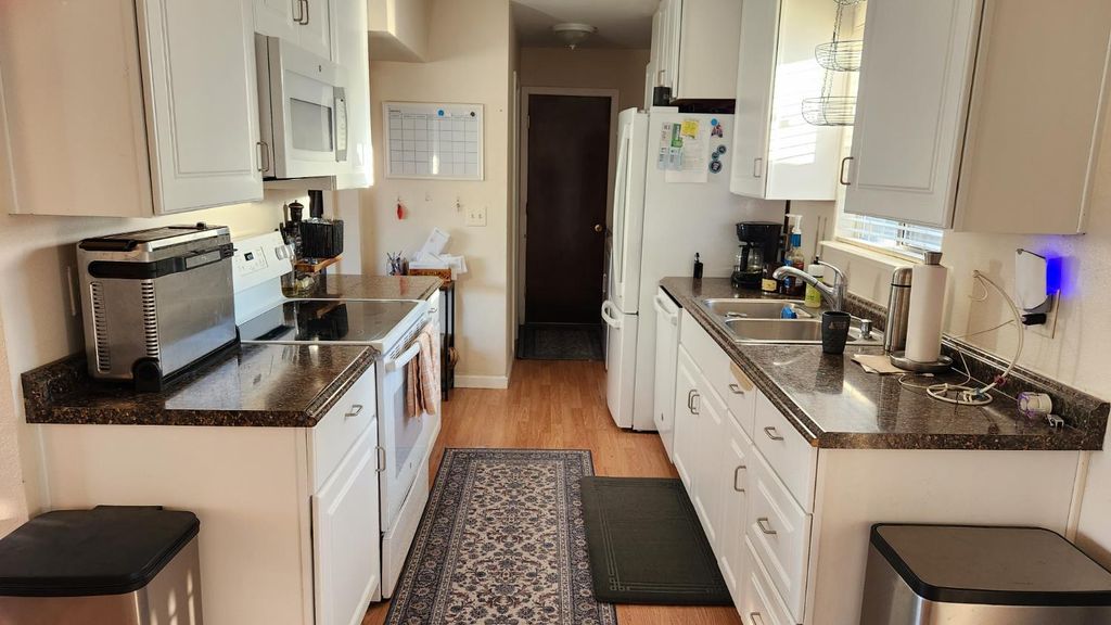 2786 Oak St, Anderson, CA 96077