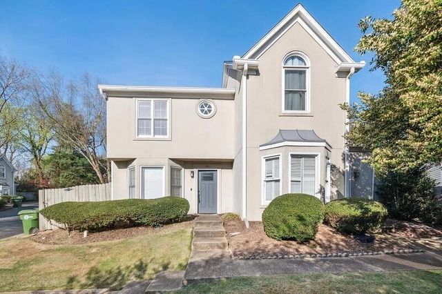 401 Defoors NW Landing, Atlanta, GA 30318
