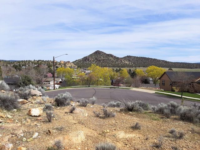 NE Bobbi Court, Prineville, OR 97754