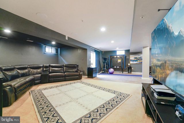 6145 PHELPS LN, Hanover, MD 21076