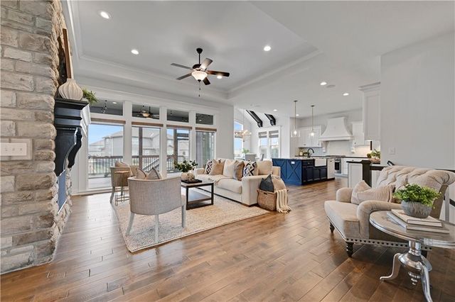 24662 W 126th Terrace, Olathe, KS 66061