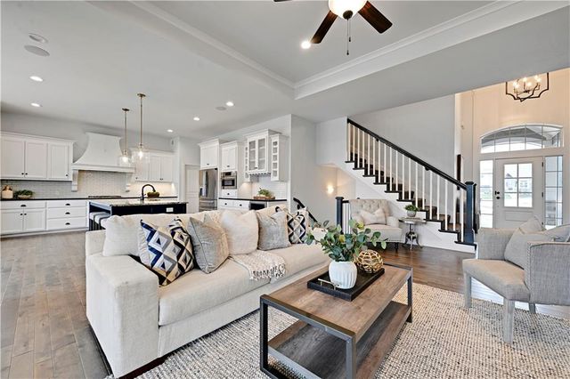 24662 W 126th Terrace, Olathe, KS 66061