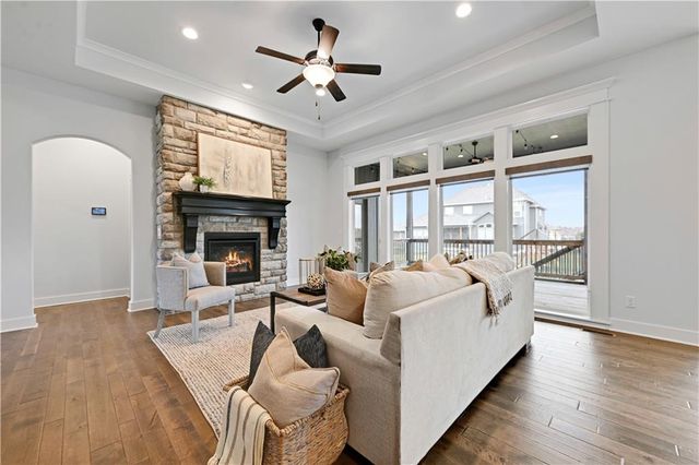 24662 W 126th Terrace, Olathe, KS 66061