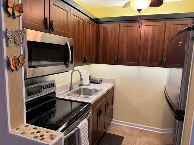 2160 NE 56th Court 107, Fort Lauderdale, FL 33308