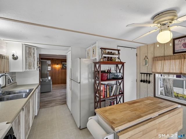 23 Linden Avenue North, Westbrook, CT 06498