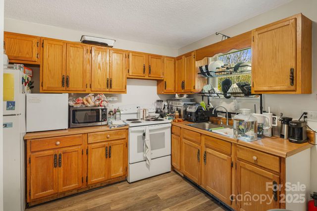 645 Flint Hill Road, Alexander, NC 28701