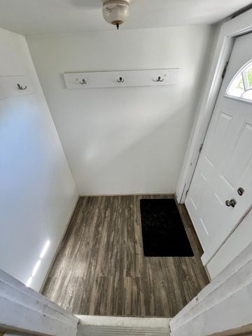 1129 16th Avenue E, Hibbing, MN 55746