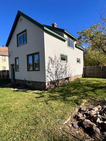 1129 16th Avenue E, Hibbing, MN 55746