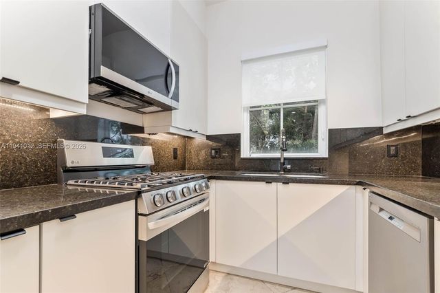 347 Madeira Ave 347, Coral Gables, FL 33134