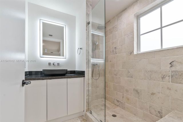 347 Madeira Ave 347, Coral Gables, FL 33134