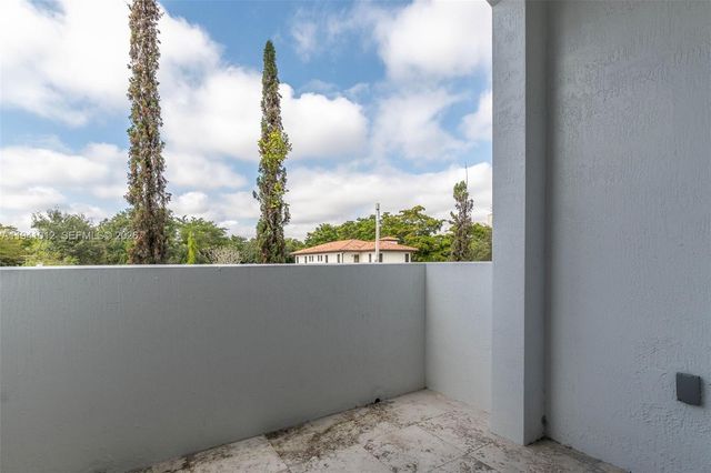 347 Madeira Ave 347, Coral Gables, FL 33134