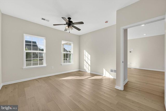 5806 SPRING ARBOR LN, Fredericksburg, VA 22407