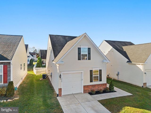 5806 SPRING ARBOR LN, Fredericksburg, VA 22407