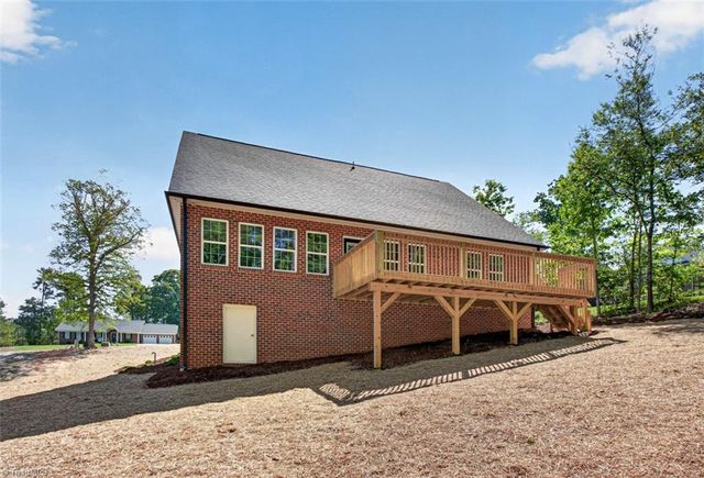 975 Chamberlin Drive, Asheboro, NC 27205