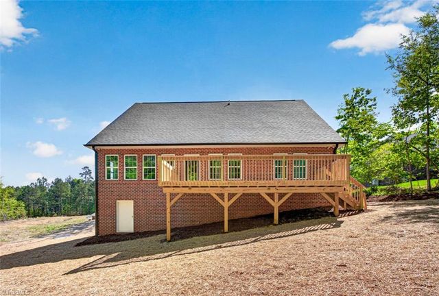 975 Chamberlin Drive, Asheboro, NC 27205