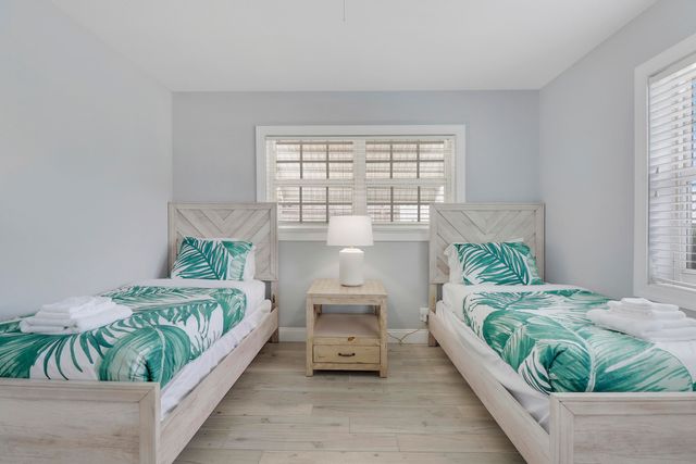 425 Marlin Road, North Palm Beach, FL 33408