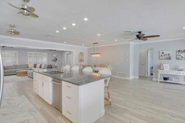 425 Marlin Road, North Palm Beach, FL 33408