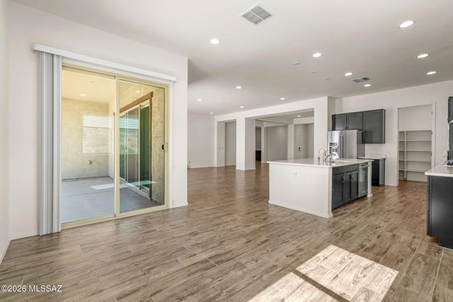 11787 N Silver Desert Drive, Oro Valley, AZ 85737