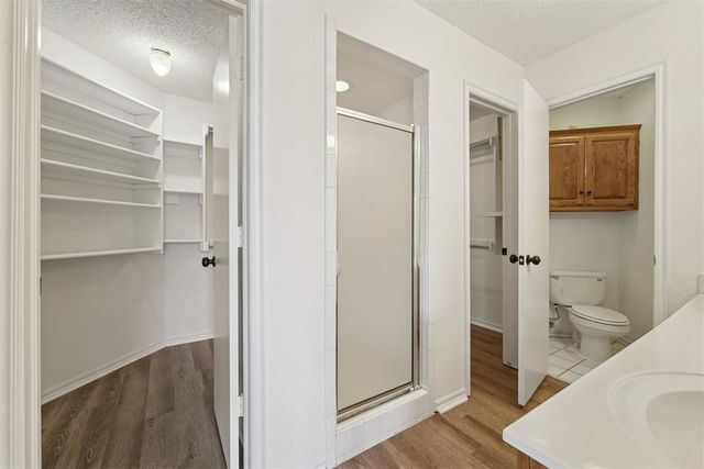 636 Hunters Way, Mustang, OK 73064