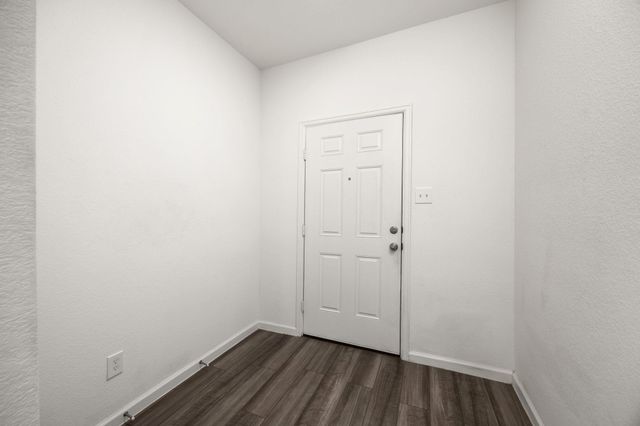 674 Amesbury Road, Montgomery, TX 77316